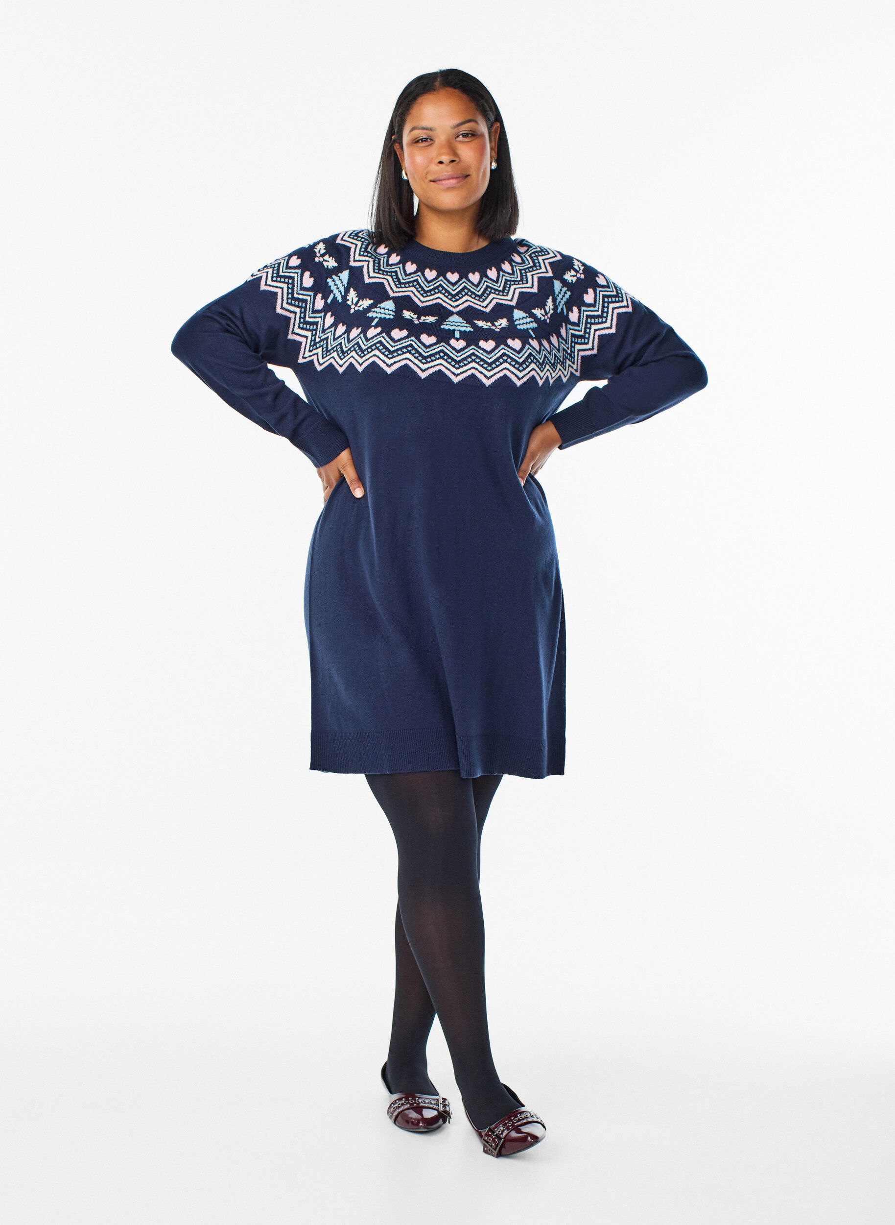 Zizzi Kurzes Strickkleid mit Jacquardmuster und weihnachtlichen Motiven, Blau, Model image number 1