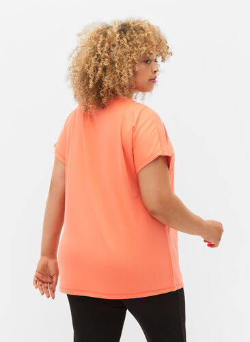 Kurzärmeliges Trainings-T-Shirt, Living Coral, Model image number 1