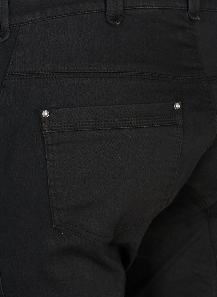 Slim Fit Caprijeans mit Taschen, Schwarz, Packshot image number 3