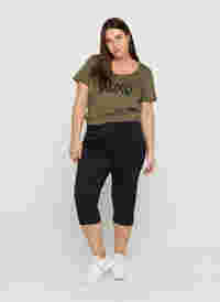 Slim Fit Emily Capri Jeans, Black, Model