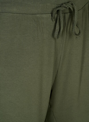 Lockere Shorts aus Viskose mit Ripp, Thyme, Packshot image number 2