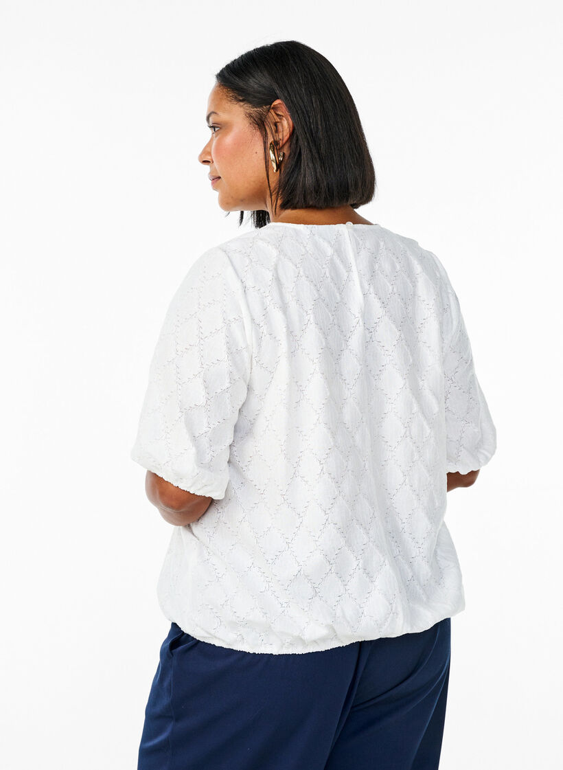 Kurzärmelige Bluse mit strukturiertem Muster, Bright White, Model image number 1