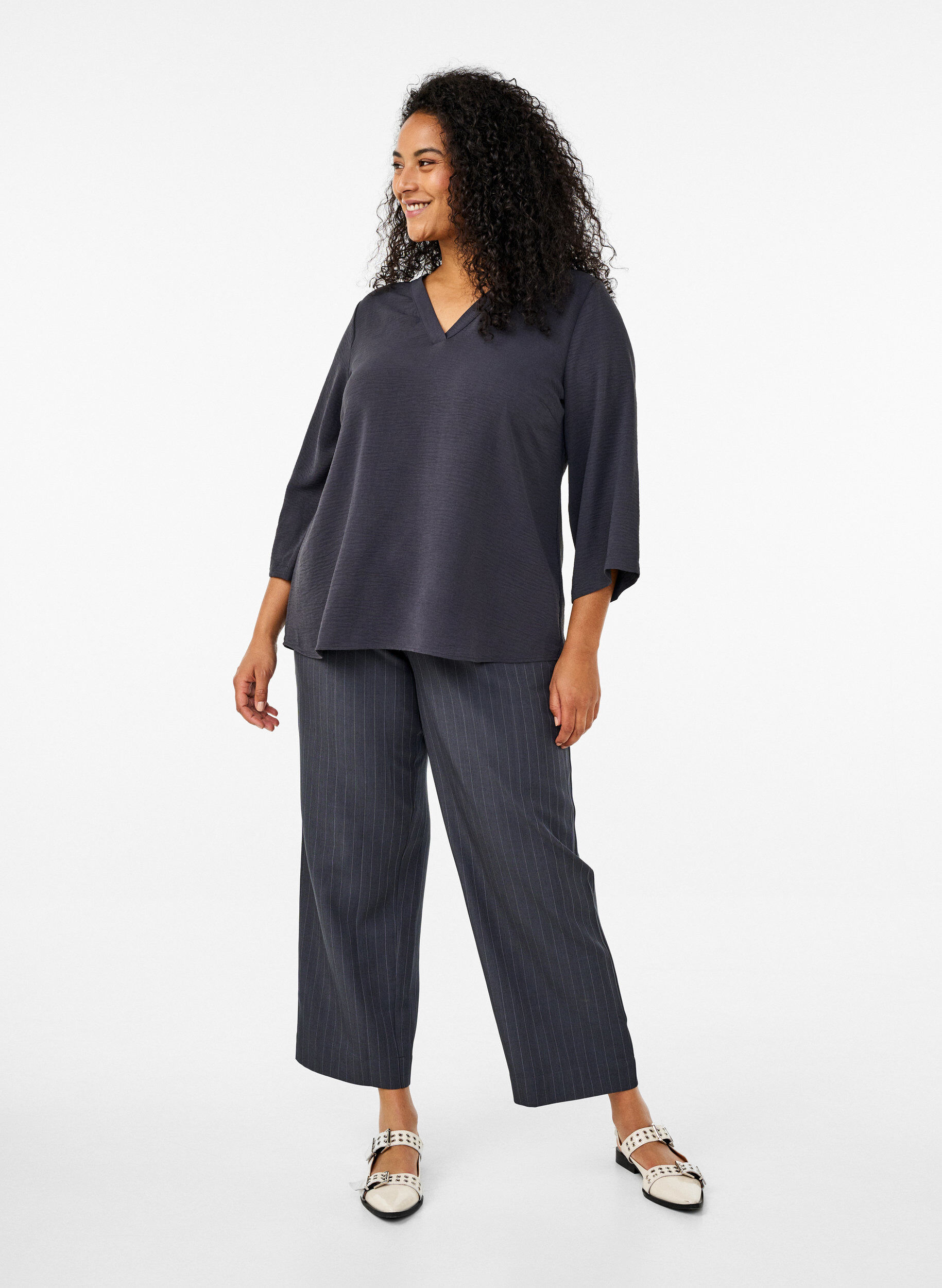 Zizzi FLASH - Bluse mit 3/4-&Auml;rmeln, Grau, Model image number 1