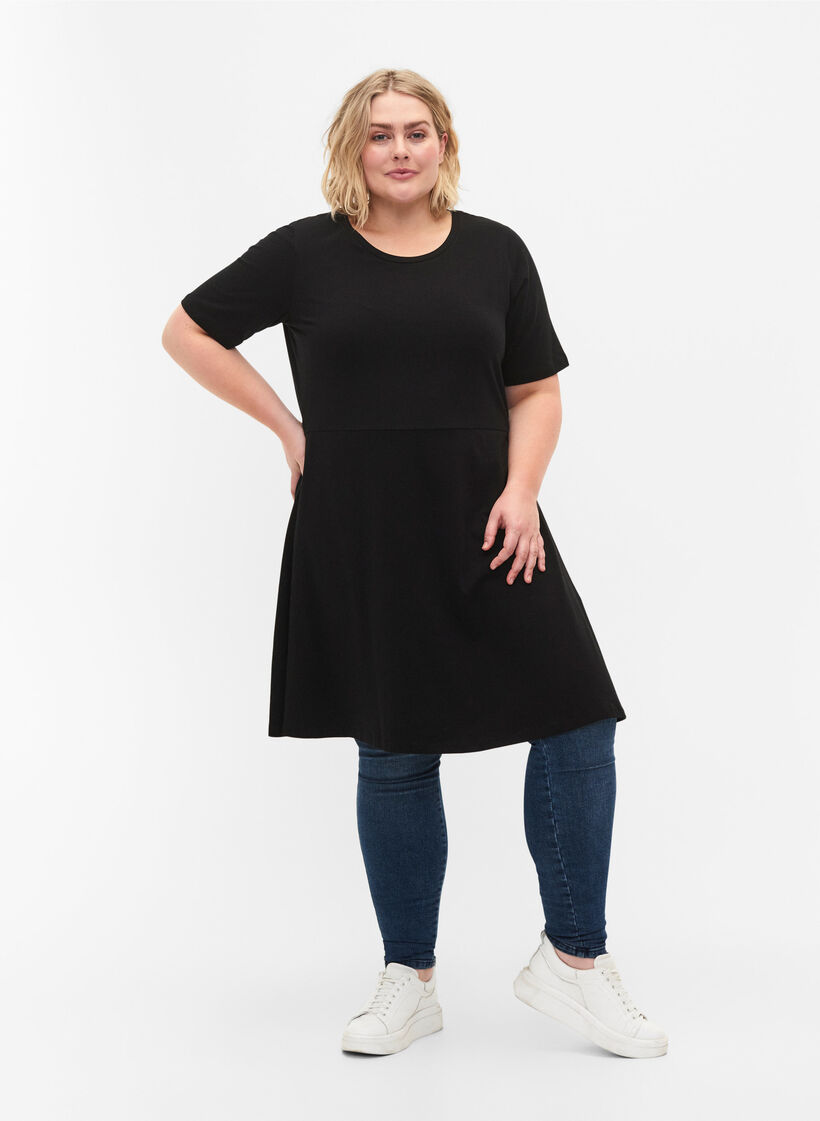 Einfarbiges Kleid aus Baumwolle mit kurzen Ärmeln, Black, Model image number 2