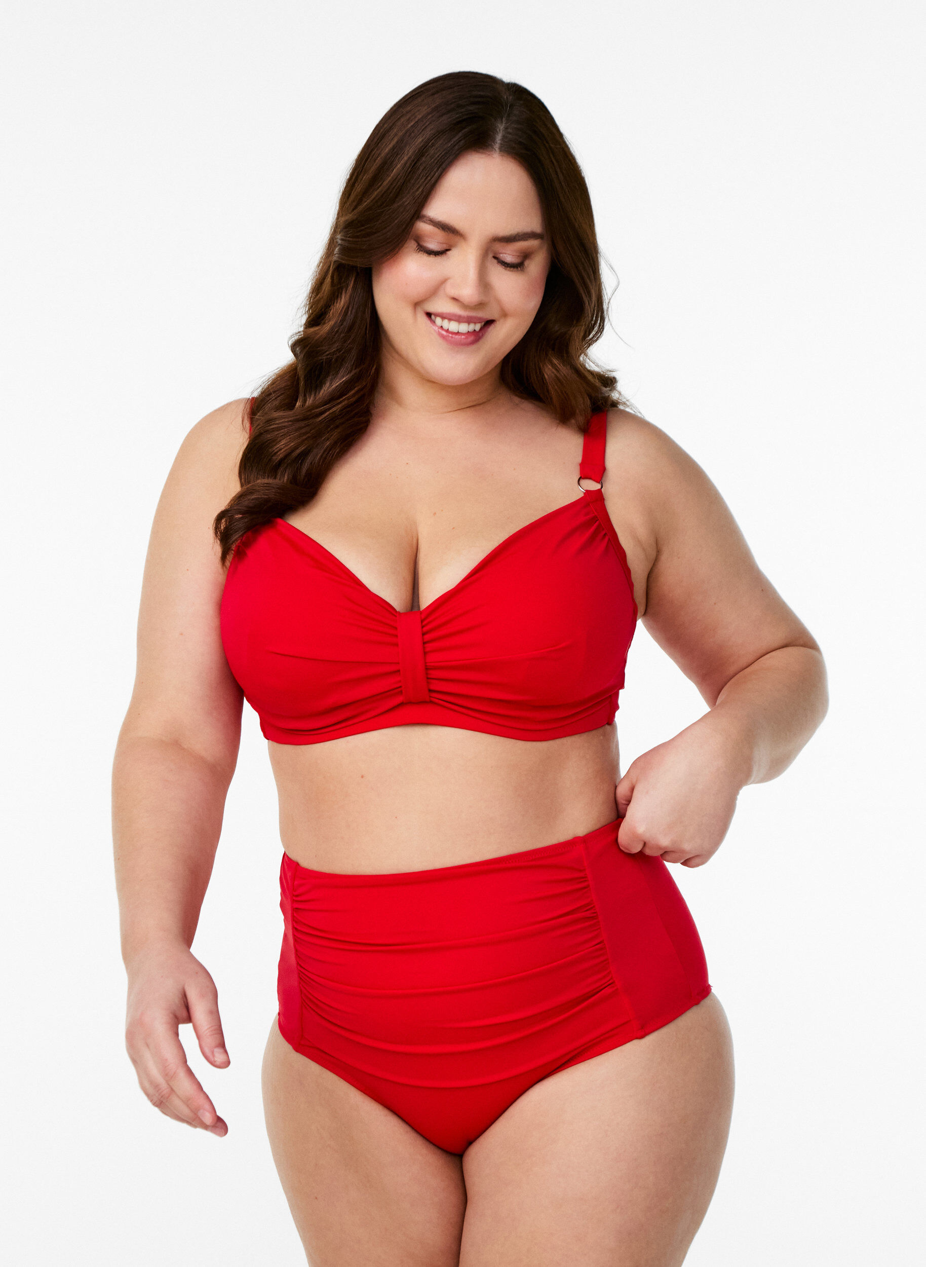 Bikini-Unterteile mit hoher Taille, Rot, Model