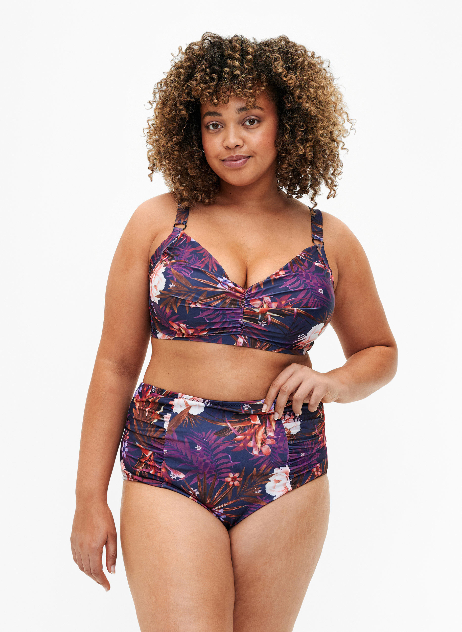 Zizzi Bikini-Unterteil mit Blumenmuster und hoher Taille, Lila, Model image number 0