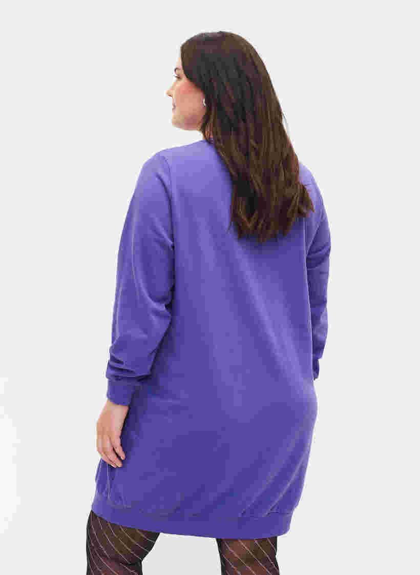 Pulloverkleid aus Baumwolle mit Textdruck, Purple Corallites, Model image number 1