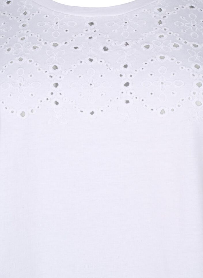 T-Shirt aus Bio-Baumwolle mit Lochstickerei, Bright White, Packshot image number 2