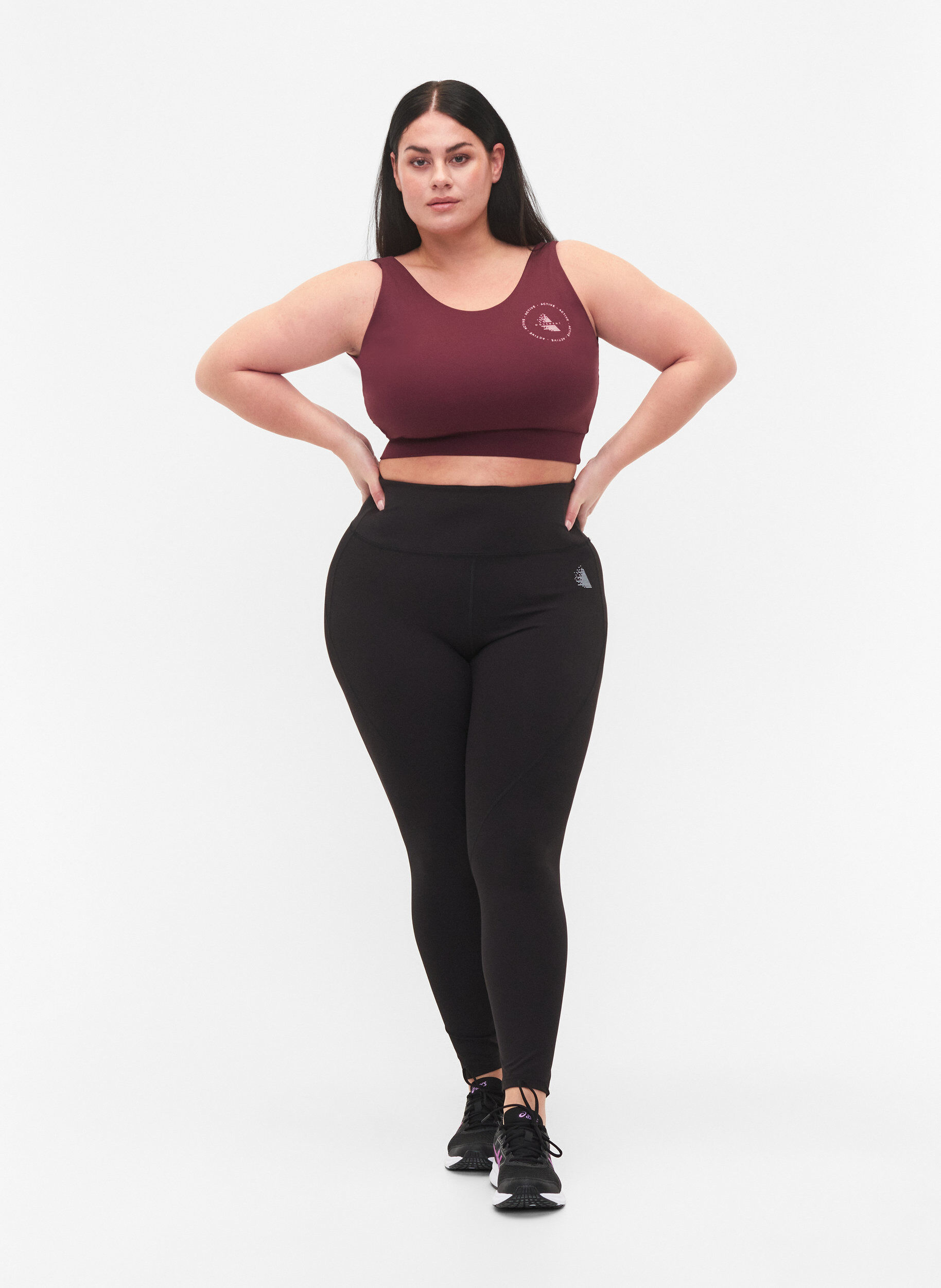 Zizzi CORE, MID SUPPORT SPORTS BRA - Sport-BH mit V-R&uuml;cken, Fig, Model image number 2