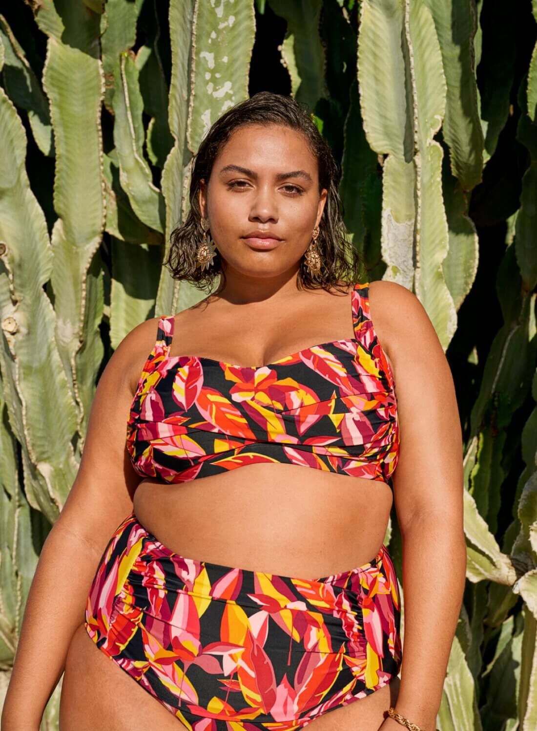 Zizzi Bikiniset mit Bl&auml;ttern, , Model