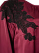 Satinbluse mit Spitzenapplikation und Perlen, Rot, Packshot image number 3