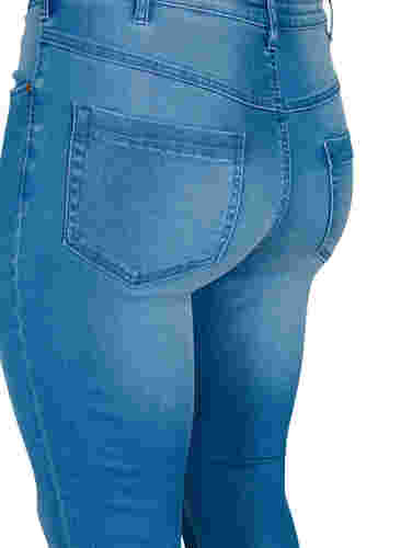 Super Slim Amy Jeans mit hoher Taille, Light blue, Packshot image number 3