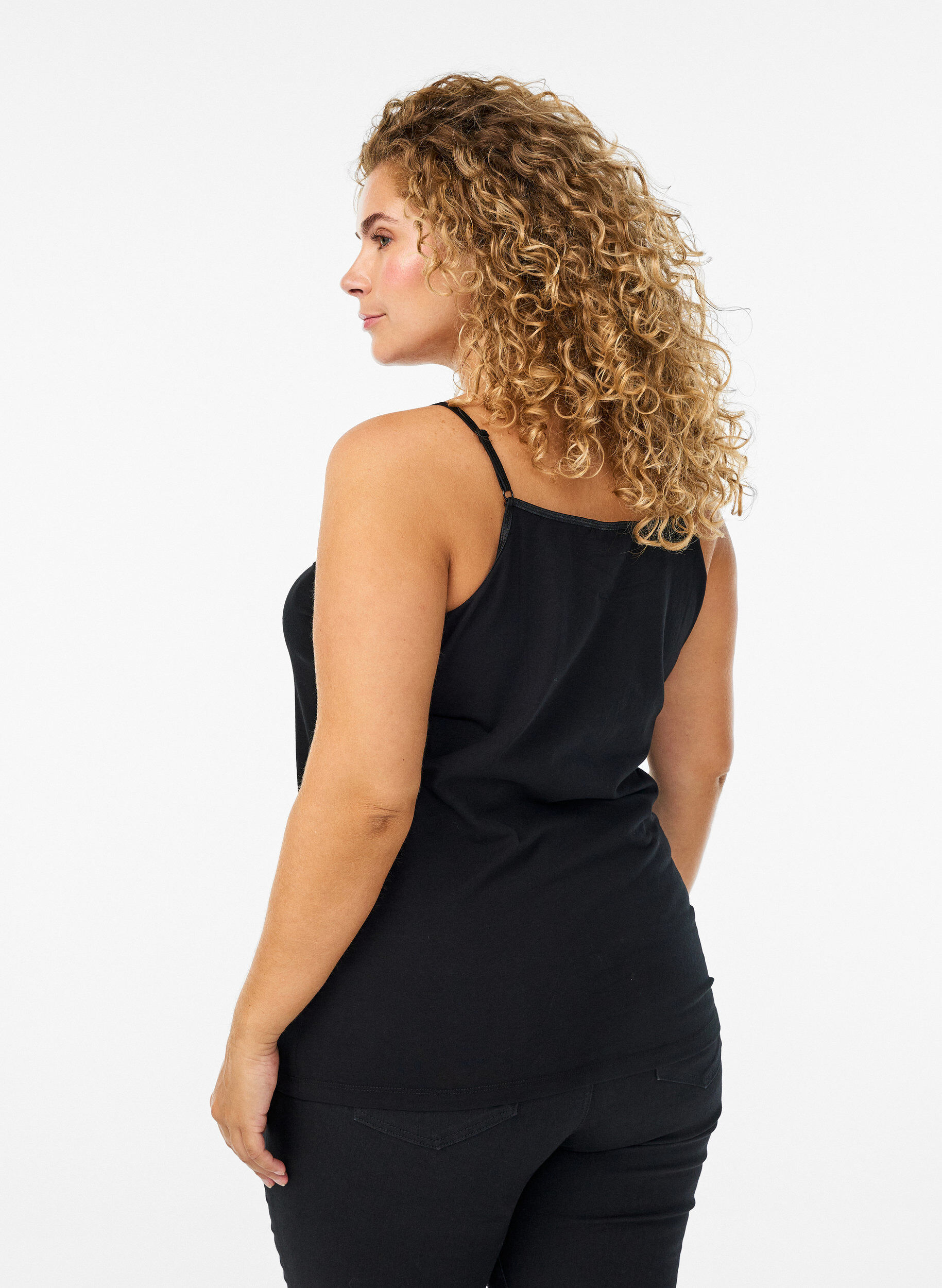 Zizzi Basic-Spaghettitr&auml;ger-Top aus Baumwolle, Schwarz, Model image number 2