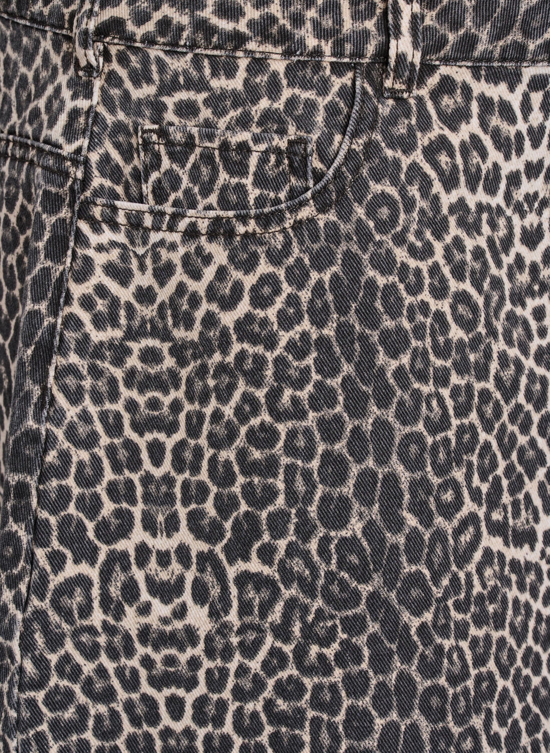 Zizzi Kurzer Jeansrock mit Leo-Print und A-Linie, Leopard, Packshot image number 3