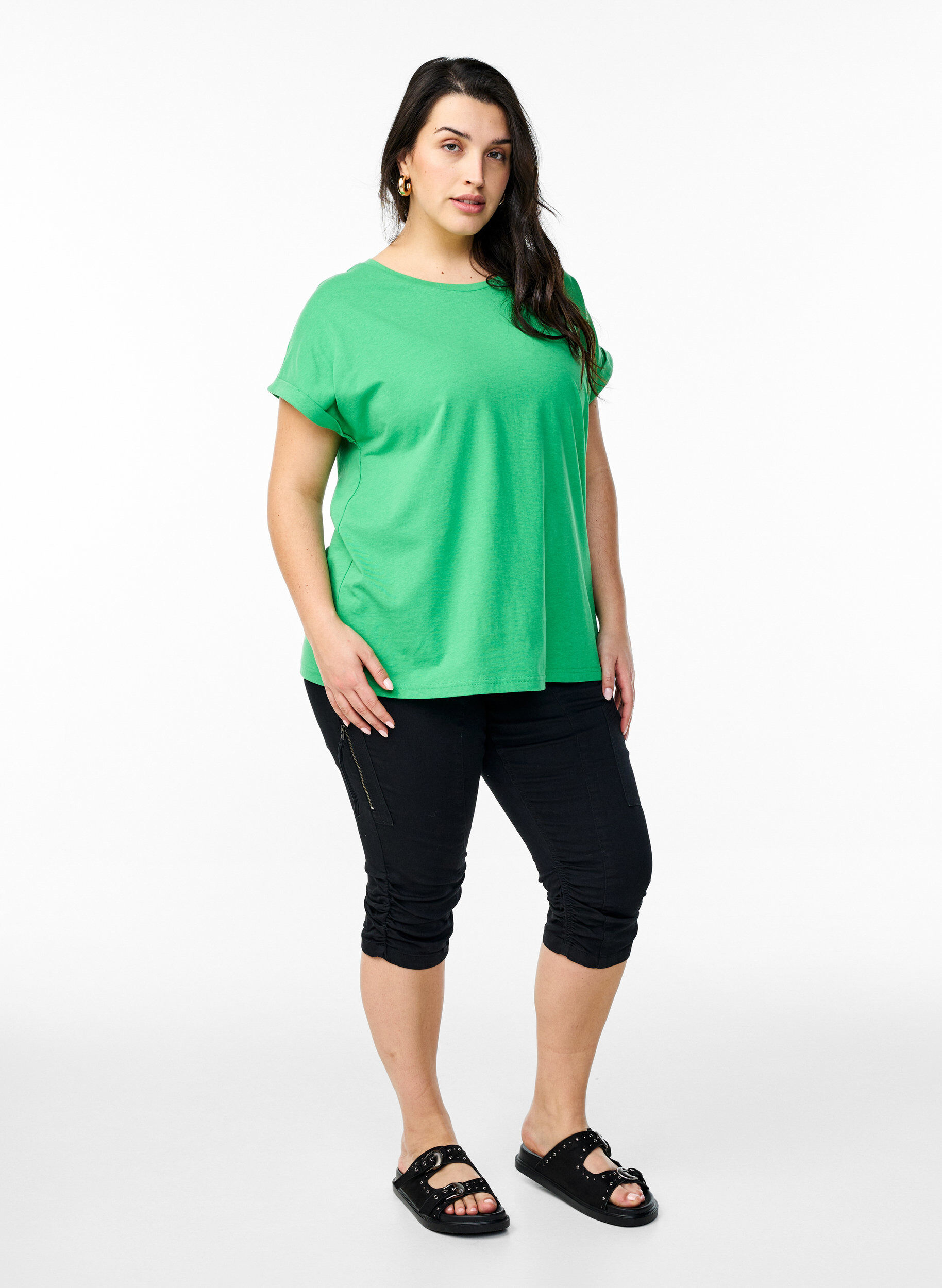 ZizziKurz&auml;rmliges T-Shirt aus einer Baumwollmischung, Gr&uuml;n, Model image number 1