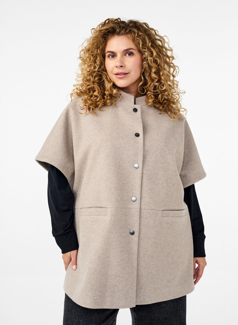 Cape-Jacke in Wolloptik mit kurzen Ärmeln, Simply Taupe Mel., Model image number 0