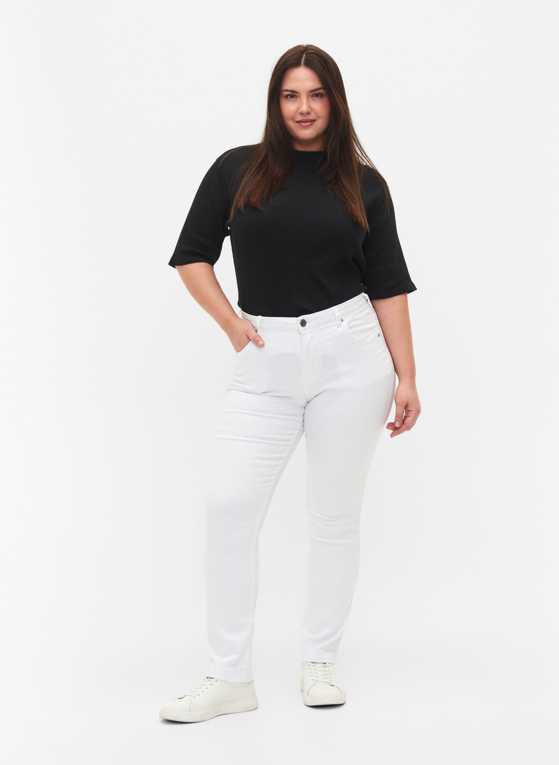 Zizzi Slim Fit Emily Jeans mit normaler Taillenh&ouml;he, Wei&szlig;, Model image number 0