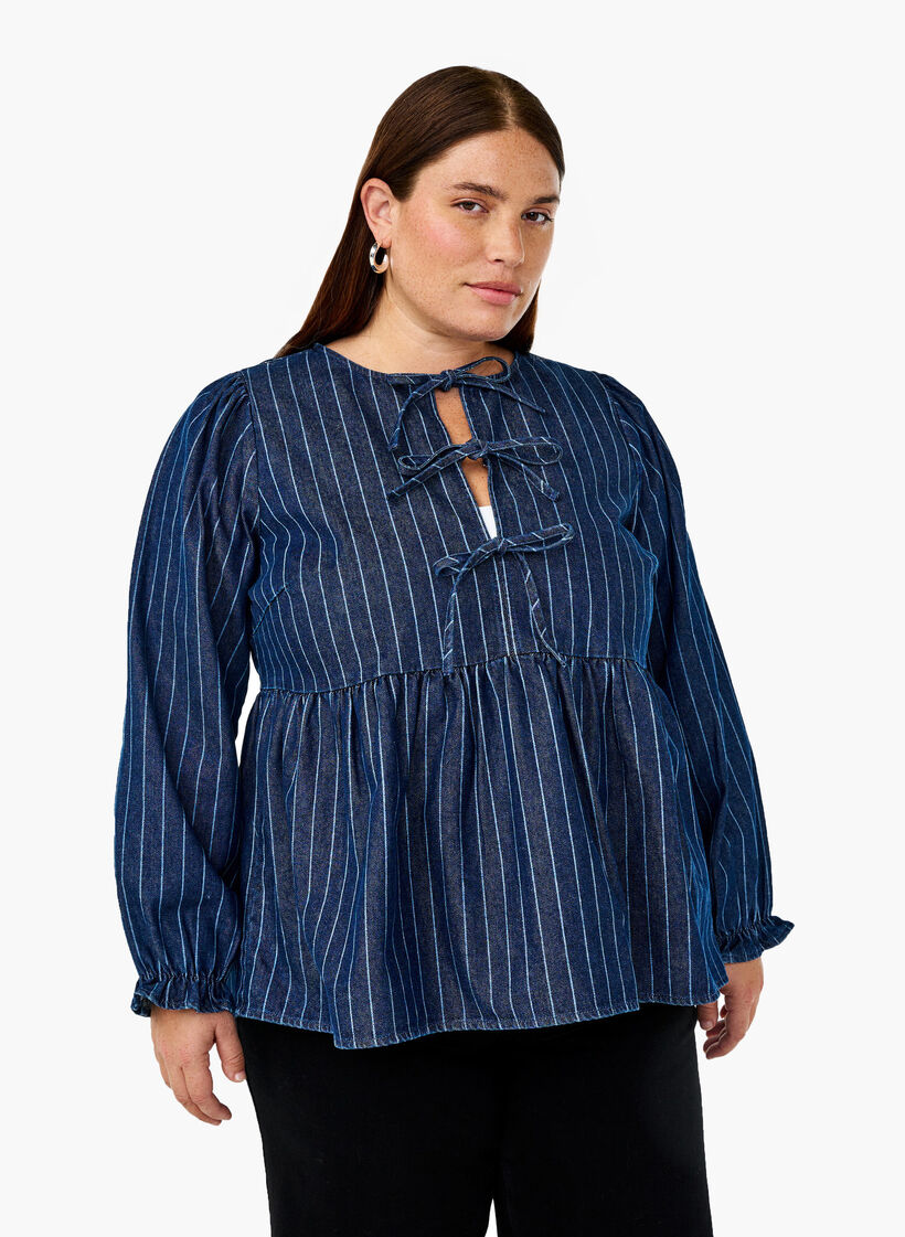 Gestreifte Jeansbluse mit Schleife vorne, Blau, Model image number 0