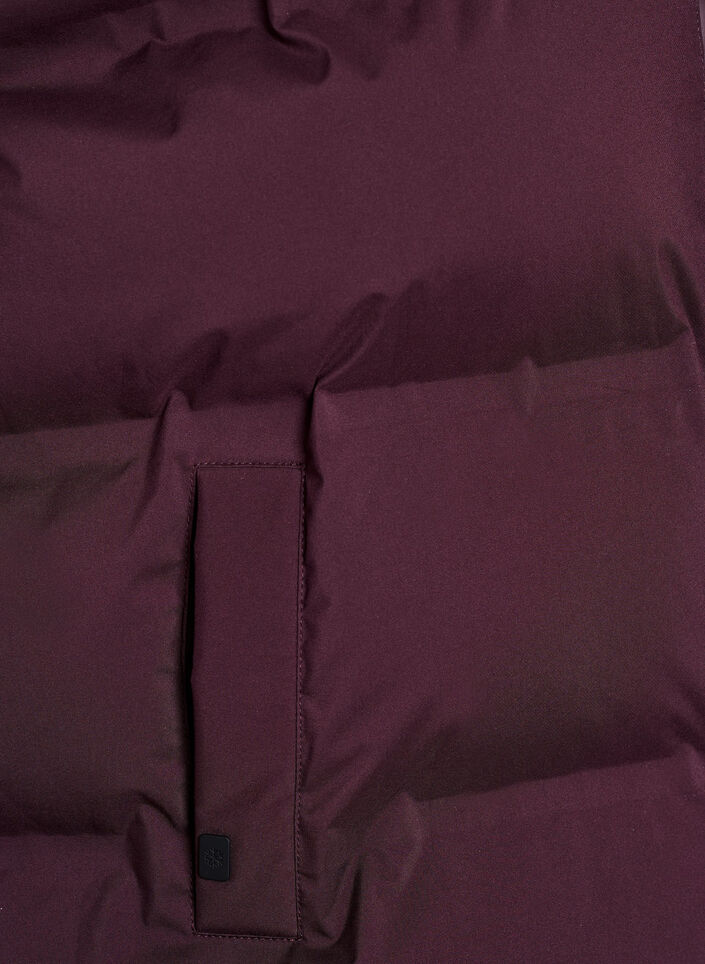 Kurze Steppweste mit hohem Kragen, Dunkles Bordeaux, Packshot image number 3