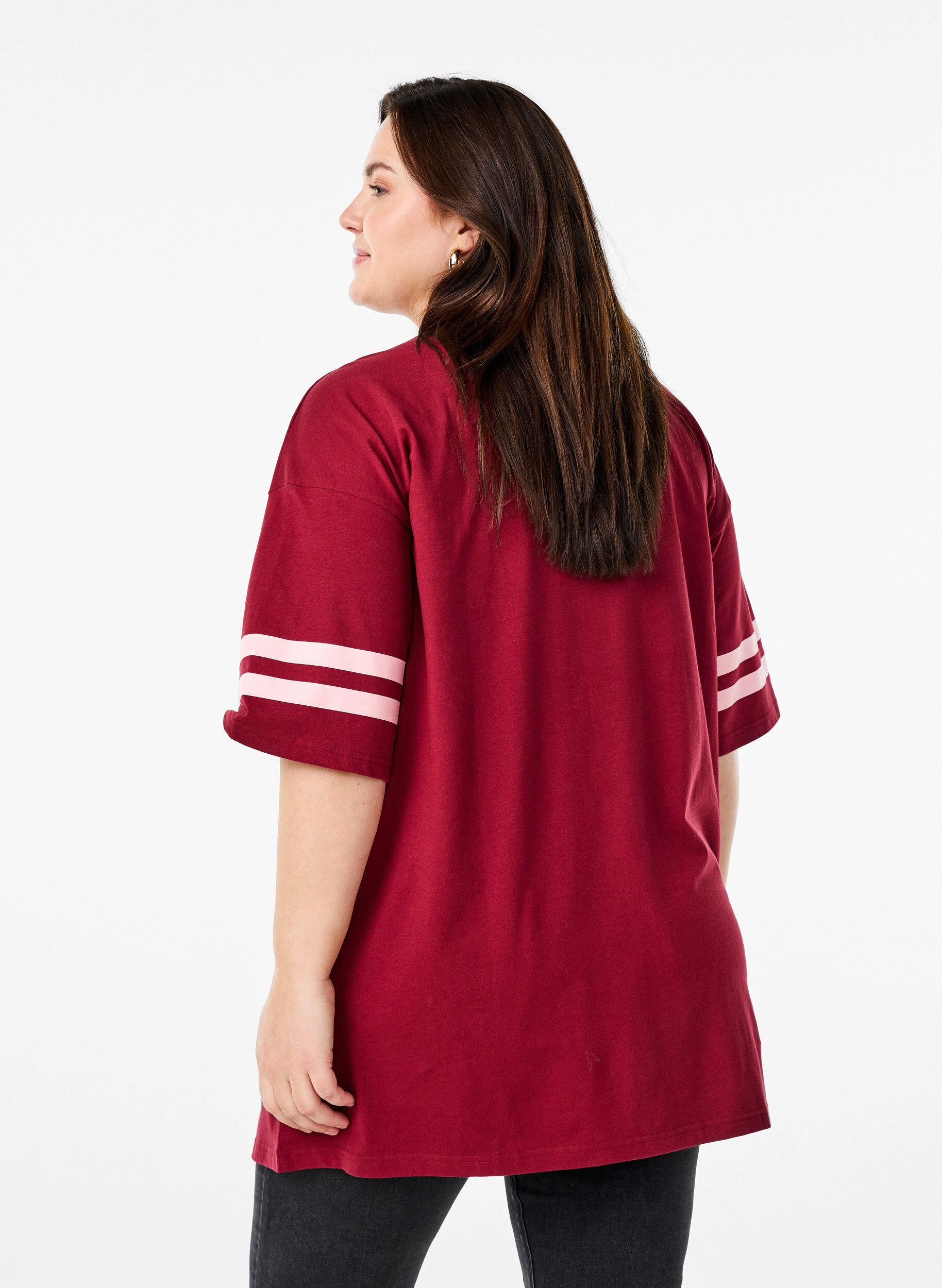 Zizzi Sportliches Oversize-College-T-Shirt, Rot, Model image number 2