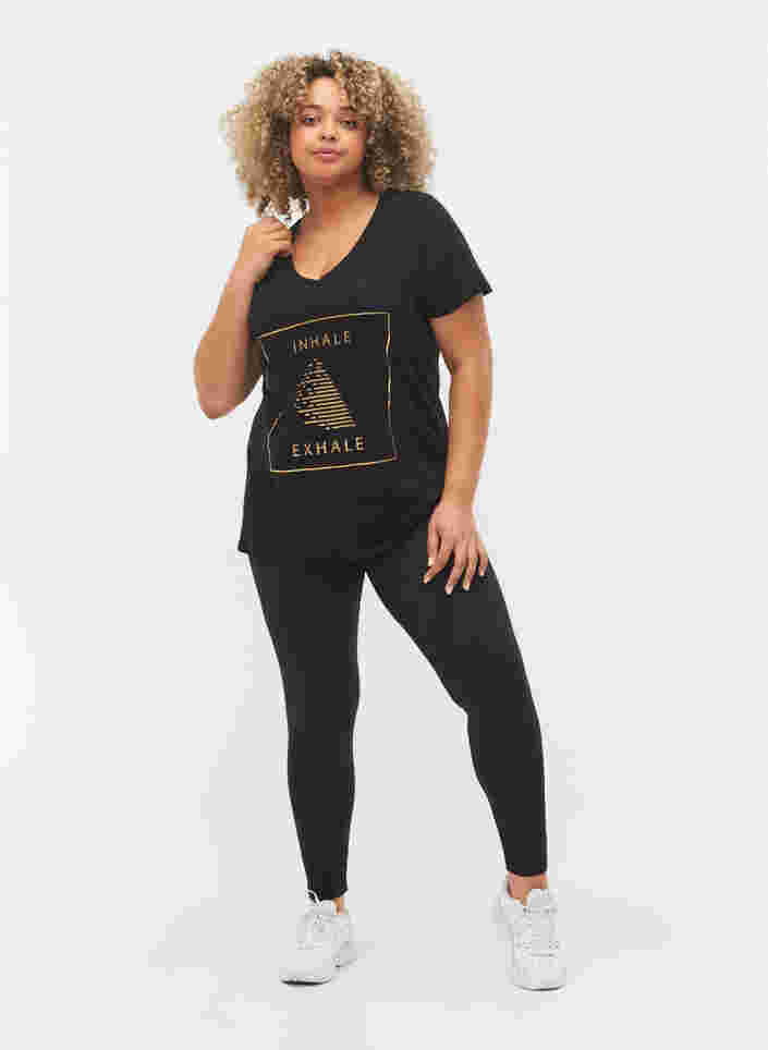Trainings-T-Shirt aus Baumwolle mit Aufdruck, Black w. inhale logo, Model image number 2