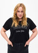 T-Shirt aus Baumwolle mit Textaufdruck, Black W. Pasadena, Model image number 0