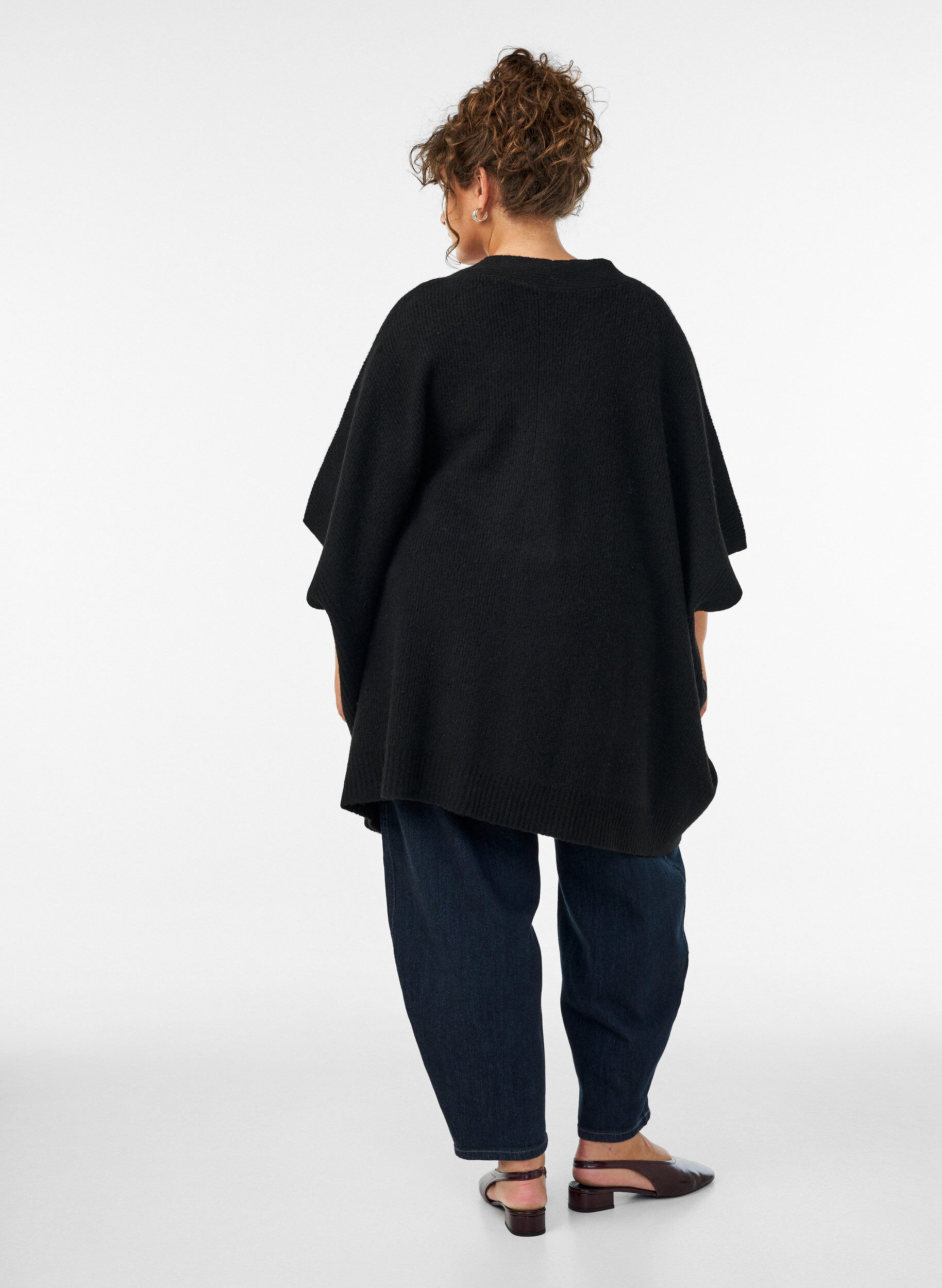 ZizziStrickjacke mit offener Front und weiten &Auml;rmeln, Schwarz, Model image number 2