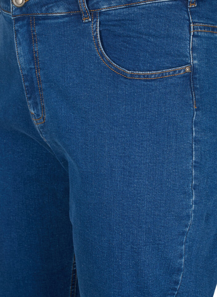 Gek&uuml;rzte Vera Jeans mit geradem Bein, Blau, Packshot image number 2