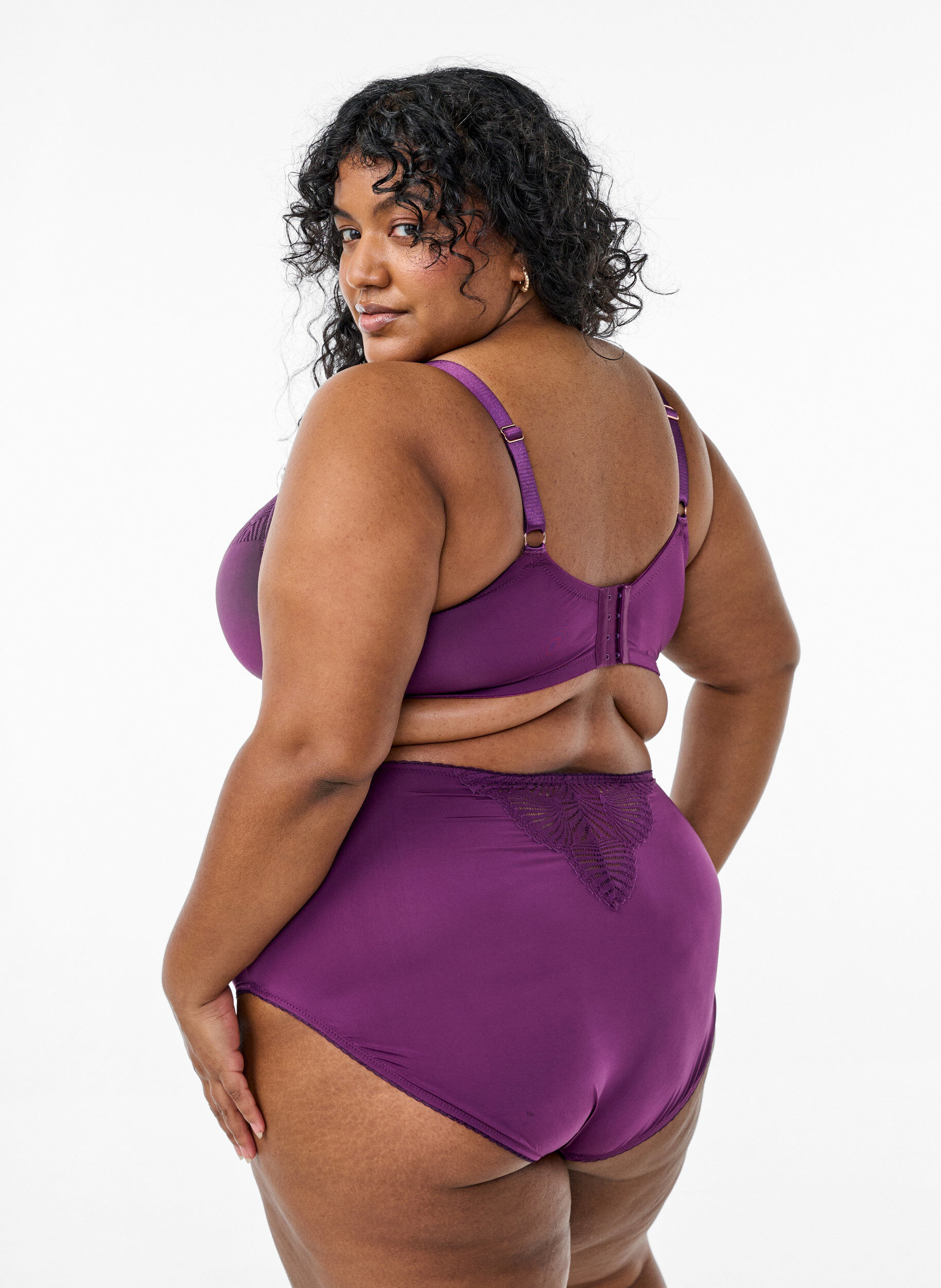 Zizzi Slip-Unterhose in Mikrofasergewebe mit Spitze, Dunkles Bordeaux, Model image number 1