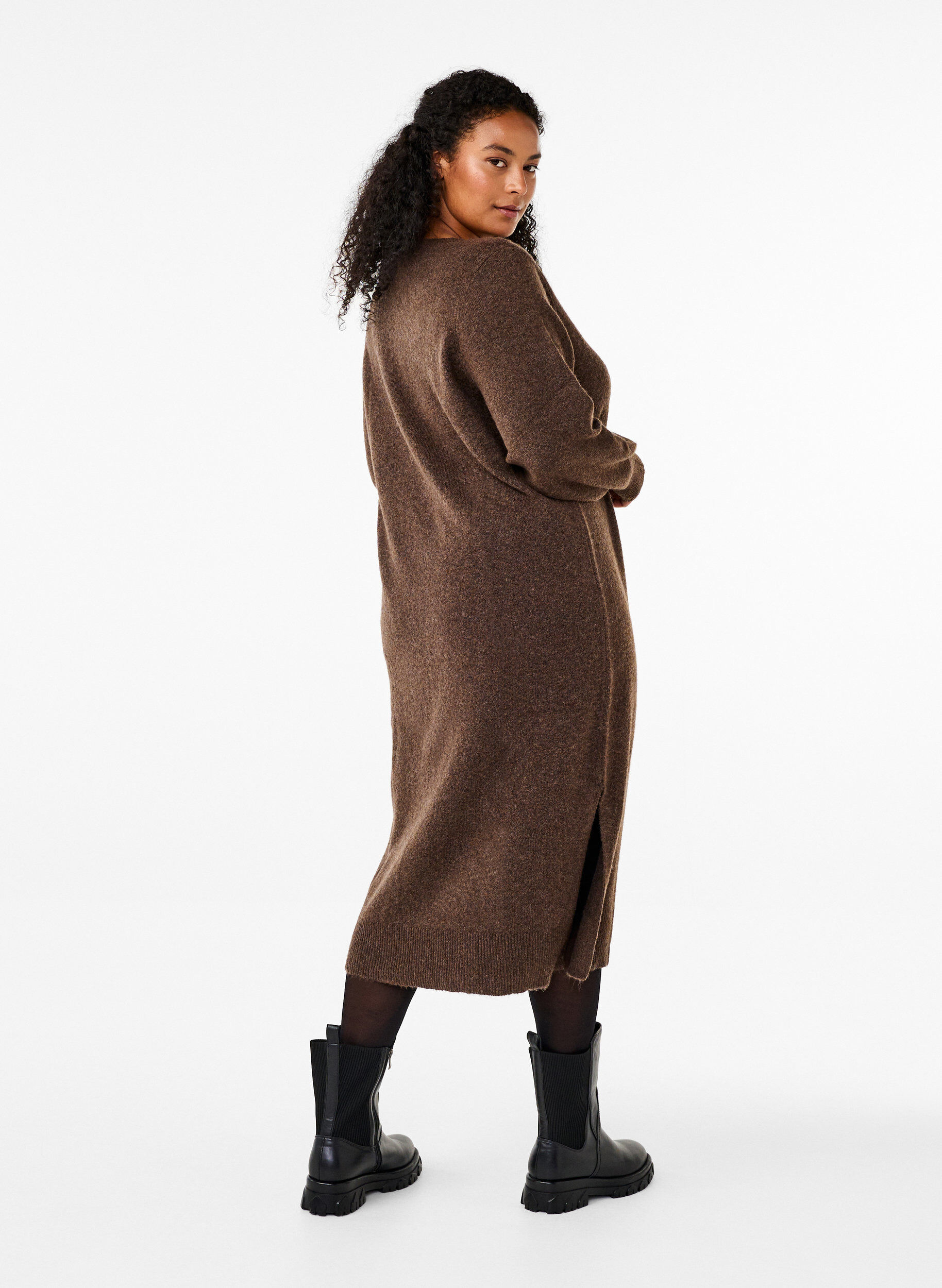 ZizziLang&auml;rmliges Strickkleid mit V-Ausschnitt, Braun, Model image number 1