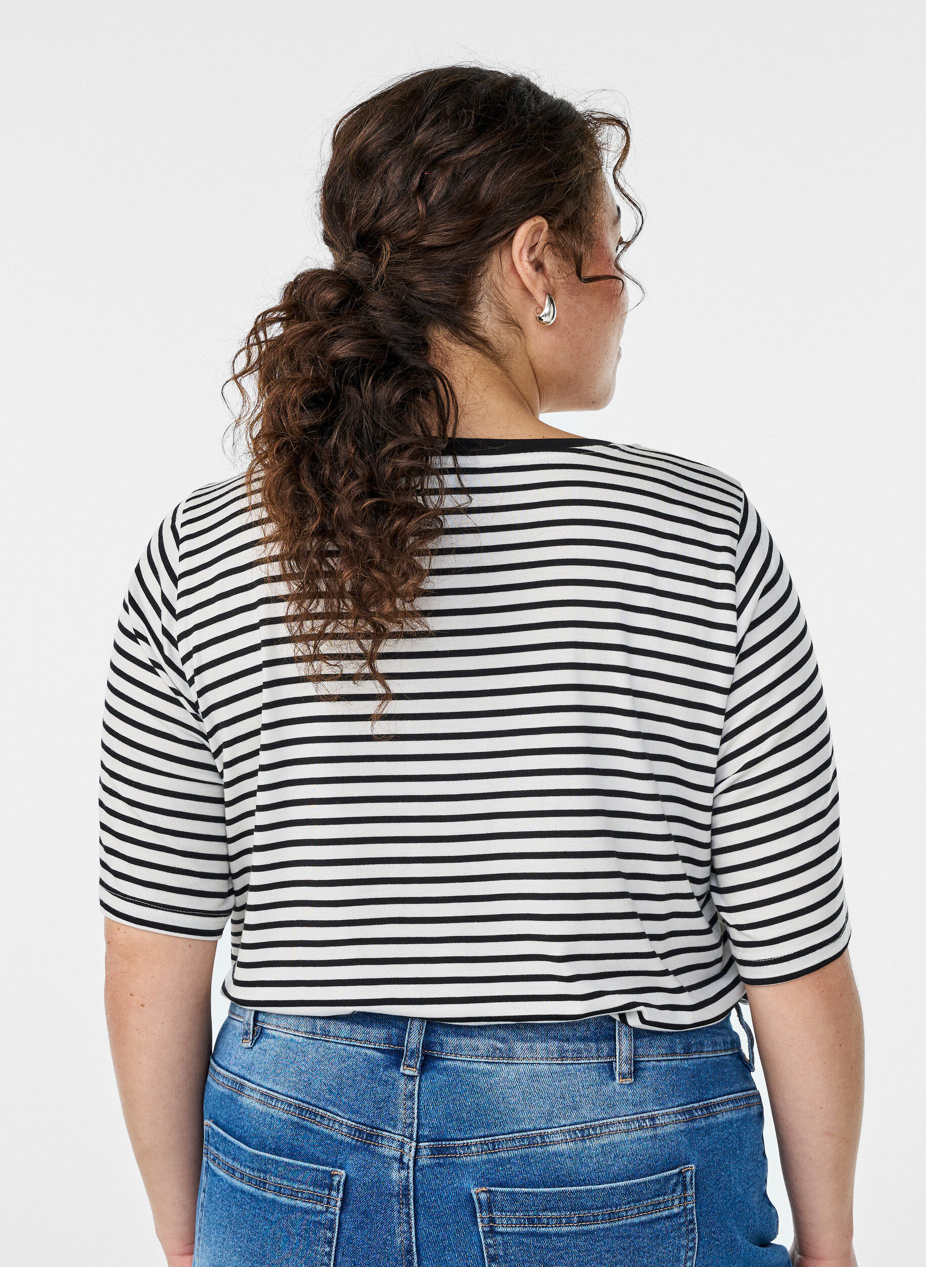 ZizziGestreiftes T-Shirt aus TENCEL&trade; Lyocell, Wei&szlig;, Model image number 2