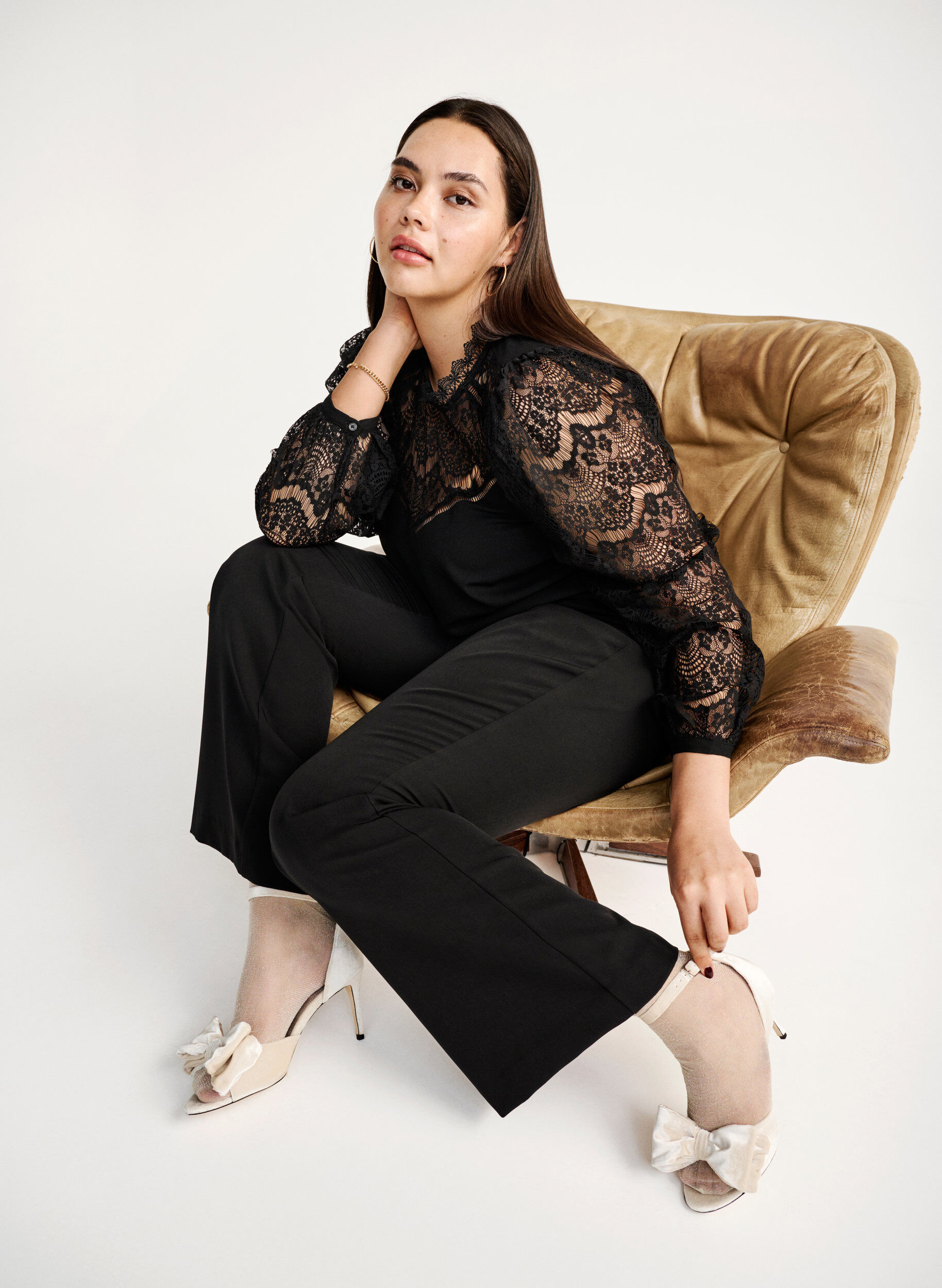 Zizzi Lang&auml;rmeliges Kleid mit Spitze, Black, Image image number 0