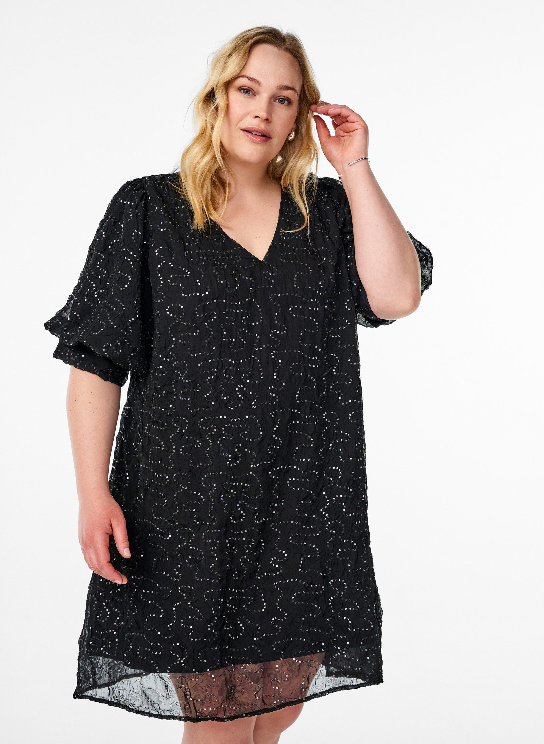 Kurzes Festkleid mit Pailletten, Schwarz, Model