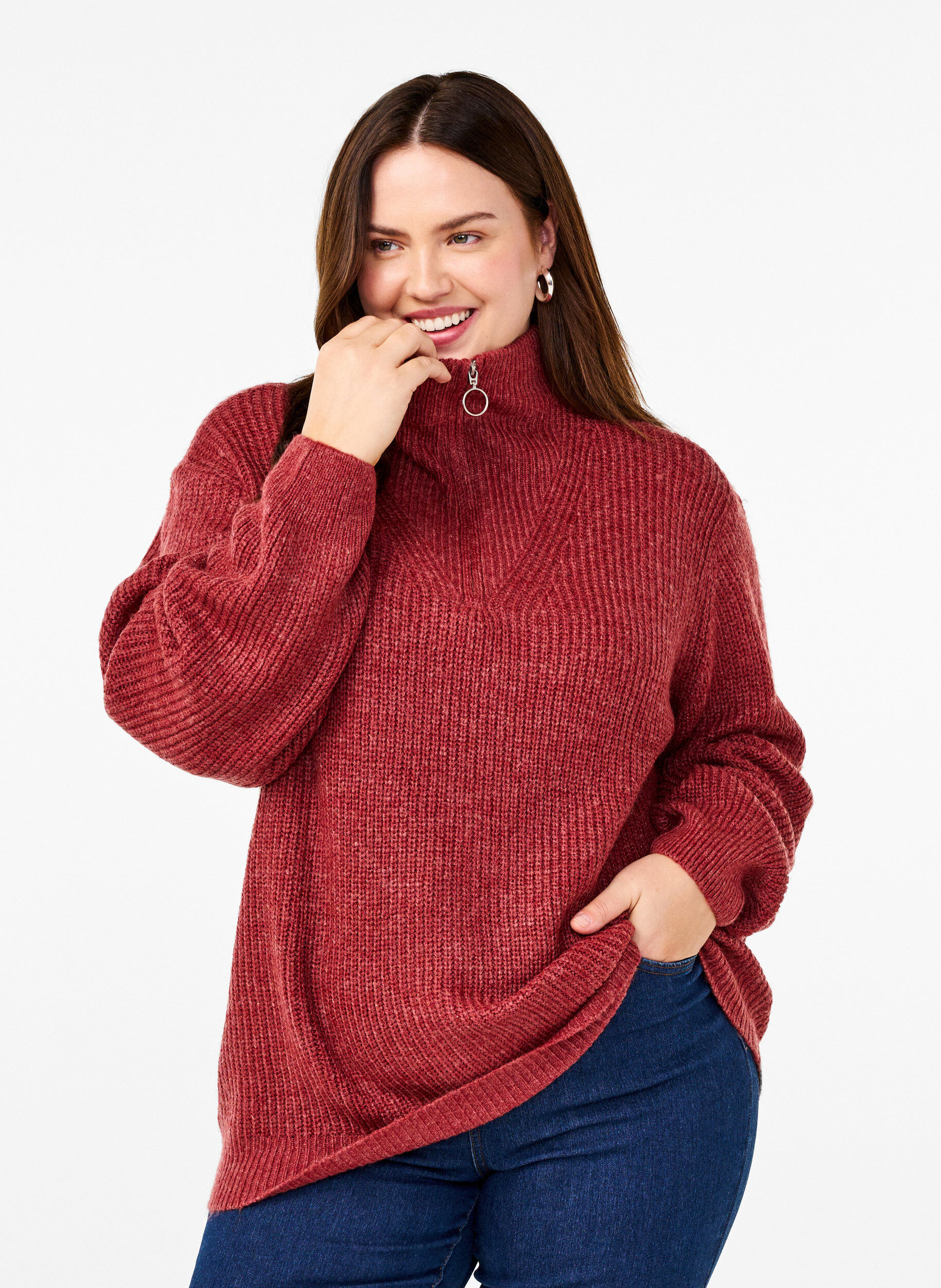 Zizzi FLASH &ndash; Strickpullover mit hohem Kragen und Rei&szlig;verschluss, Rot, Model image number 0