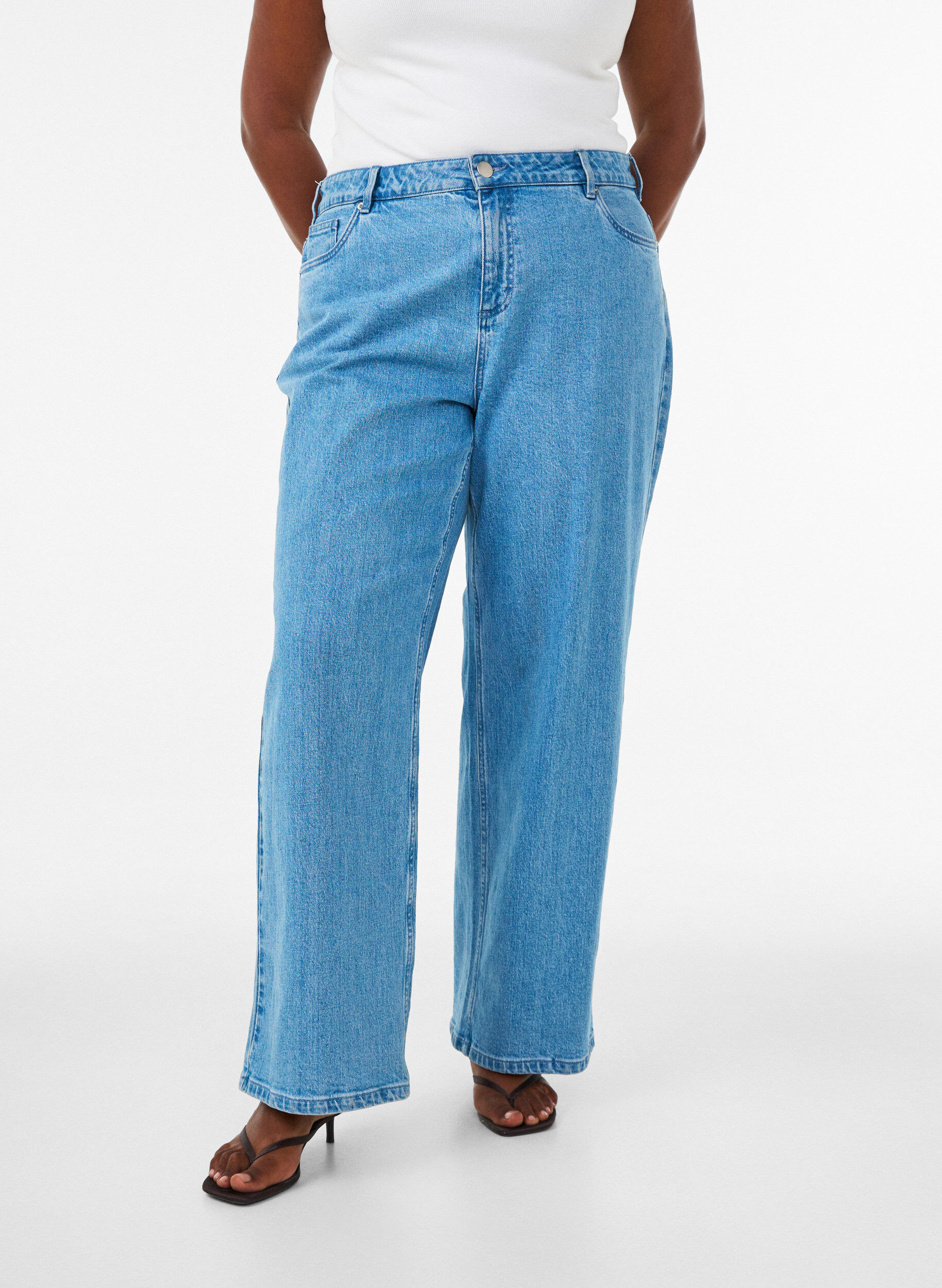 ZizziWide-Leg-Jeans mit hoher Taille, Blau, Model image number 2