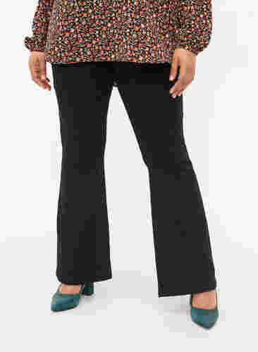Ellen Bootcut Jeans mit hoher Taille, Black, Model image number 2