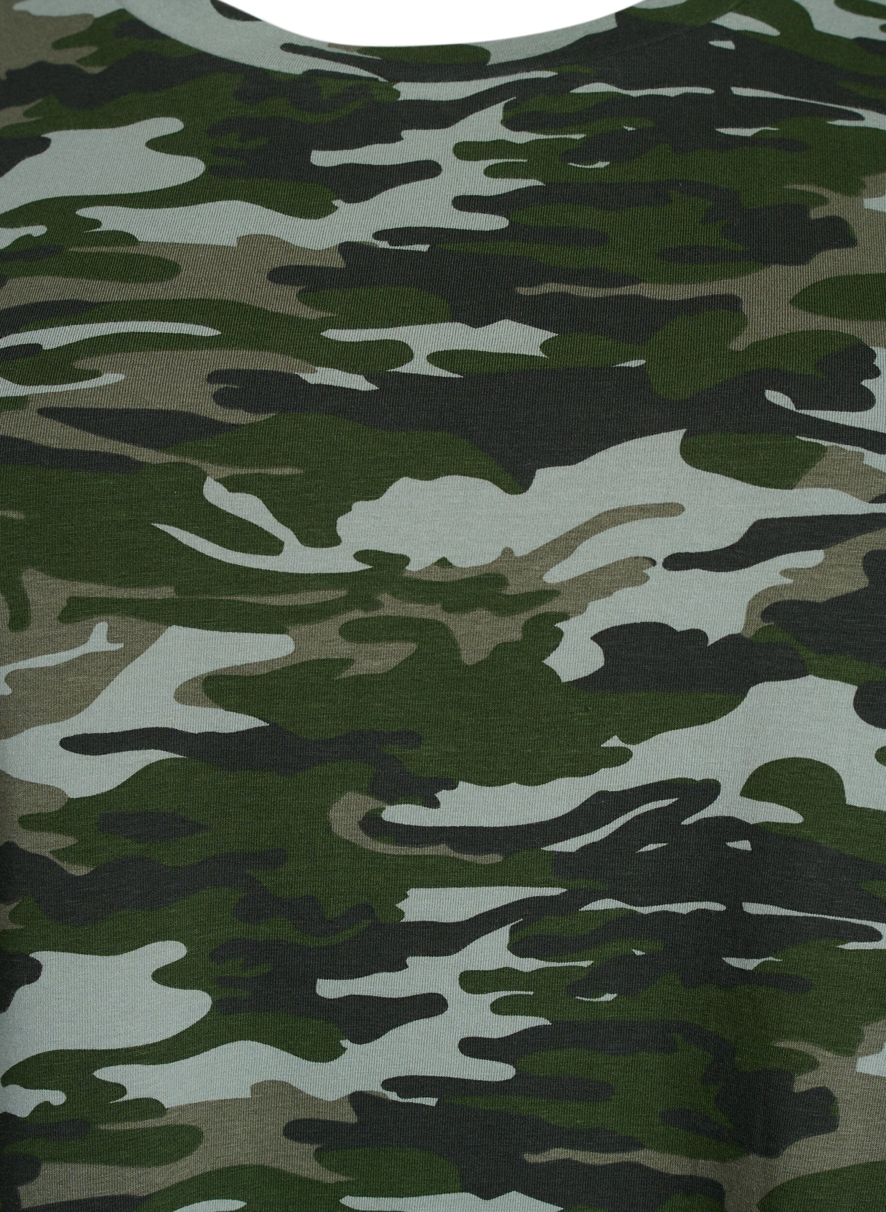 Zizzi T-Shirt mit Rundhalsausschnitt und Allover-Print, Gr&uuml;n, Packshot image number 2