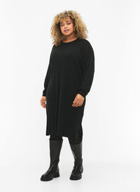 Oversized Strickkleid mit Schlitz, Black, Model