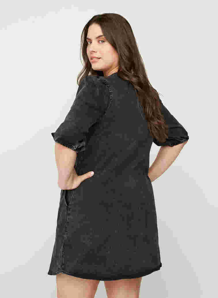 Kurzarm Denim Kleid mit Reißverschluss, Grey Denim ASS, Model image number 1