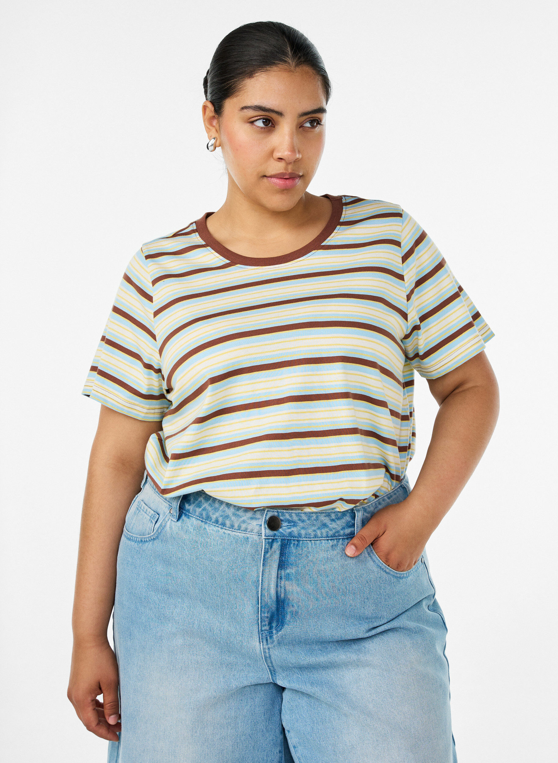 ZizziGestreiftes T-Shirt aus Bio-Baumwolle, Braun, Model image number 0