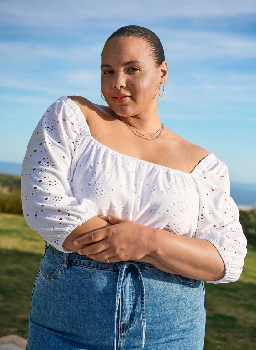 Bluse mit kurzen Puffärmeln und Lochmuster, Weiß, Image image number 0