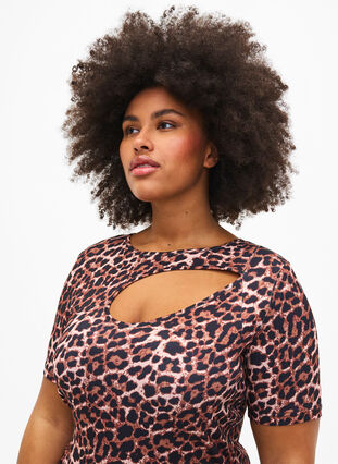 Eng anliegendes Kleid mit Leopardenmuster und Cut-Out, Leopard AOP, Model image number 2