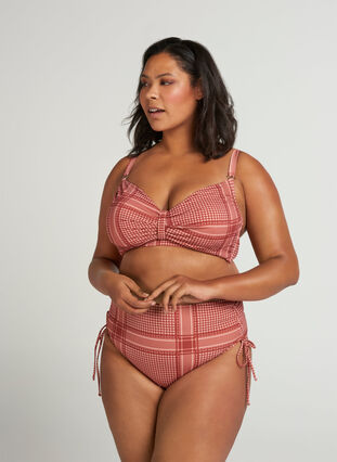 Gedruckte Bikini-Unterteile mit einer hohen Taille, Tandori Scarf Print, Model image number 1