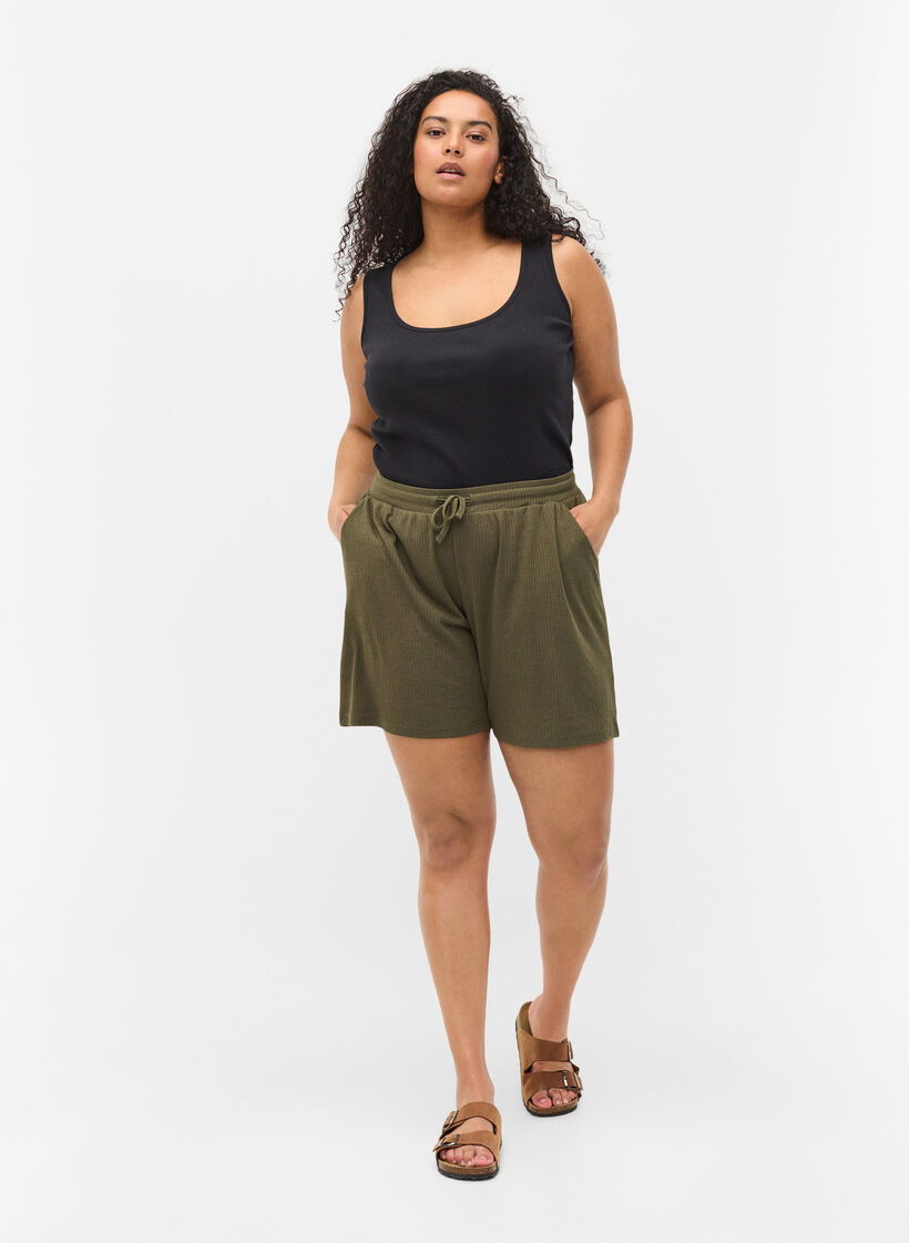 2er-Pack Basic Tanktop in Ripp Optik, Black/Navy Blazer, Model image number 2