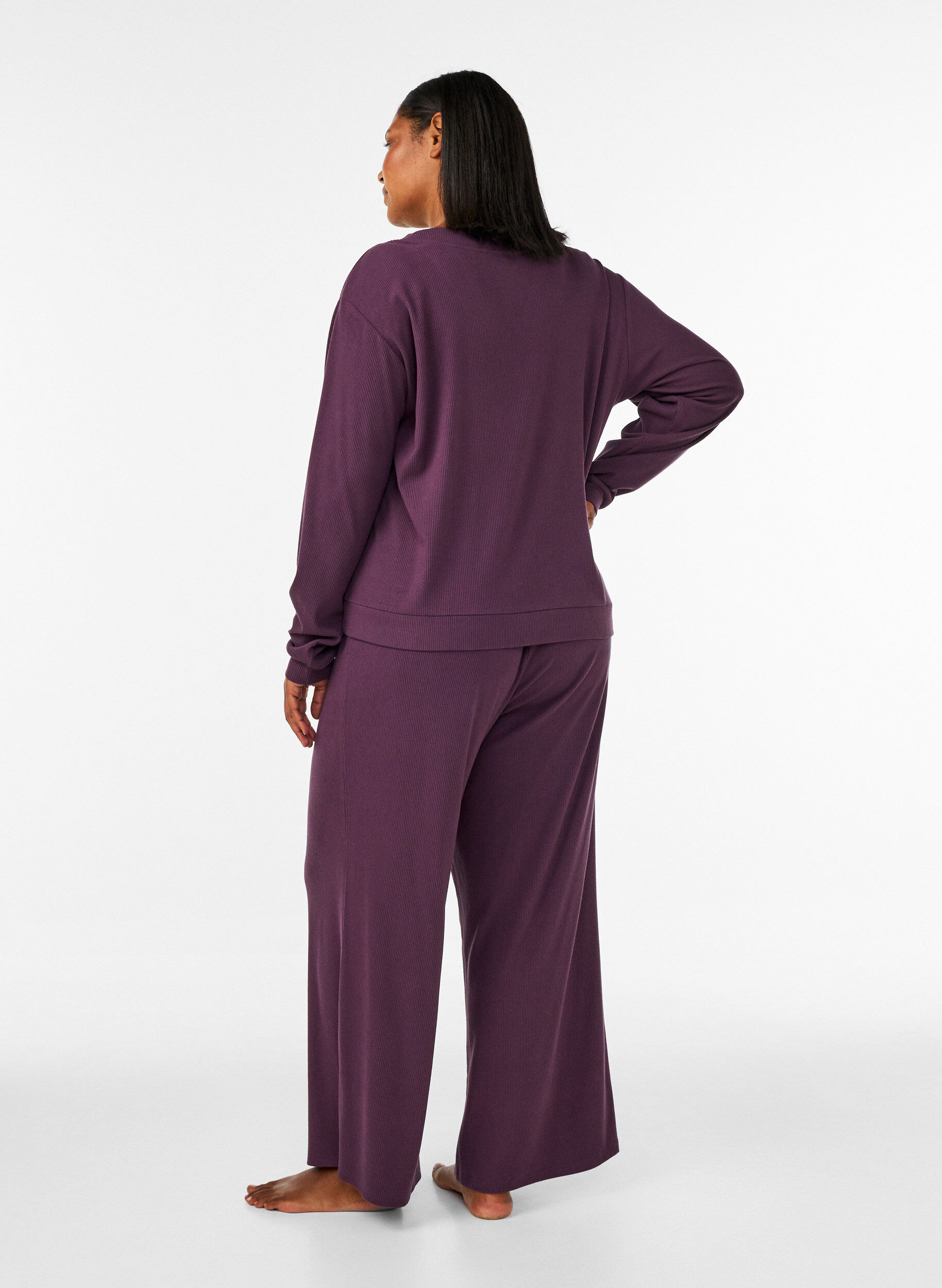 ZizziHose aus geripptem Jersey mit weiten Beinen, Lila, Model image number 2