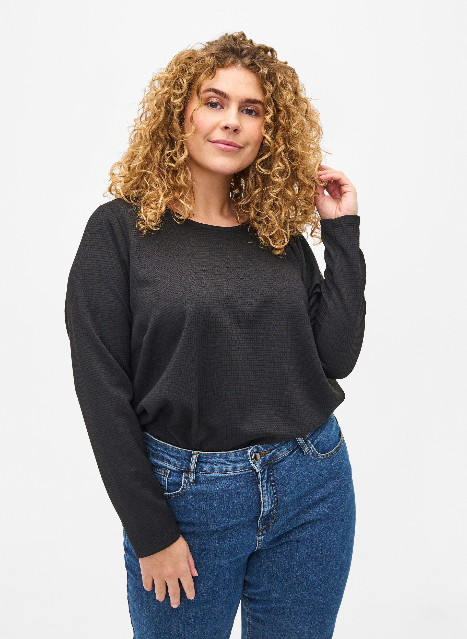 Zizzi Strukturierte Bluse in A-Linie, Black, Model image number 0