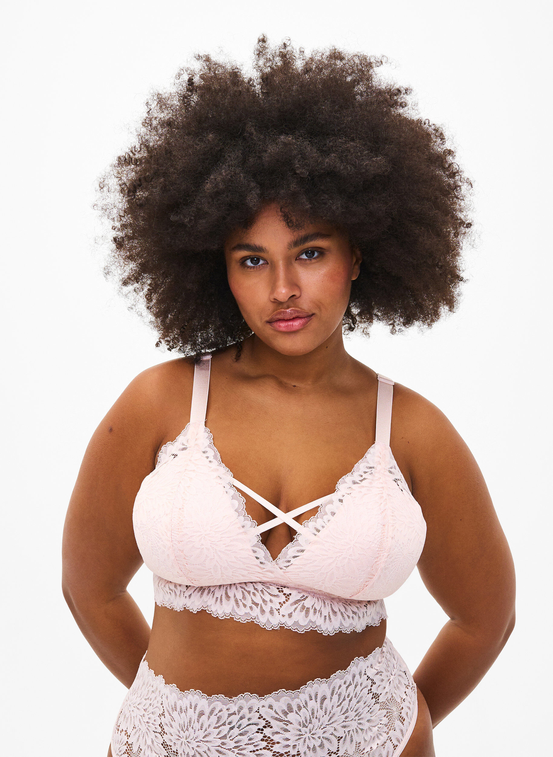 Zizzi Bralette mit String-Detail und weicher Polsterung, Peach Blush, Model image number 0