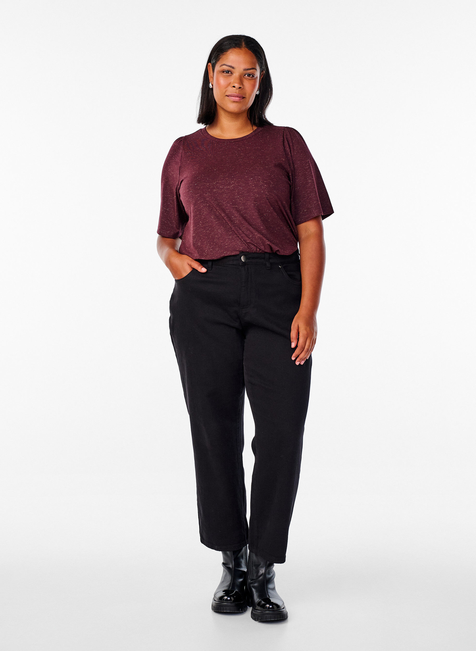 Zizzi T-Shirt mit Glitzer und kurzen Puff&auml;rmeln, Dunkles Bordeaux, Model image number 1