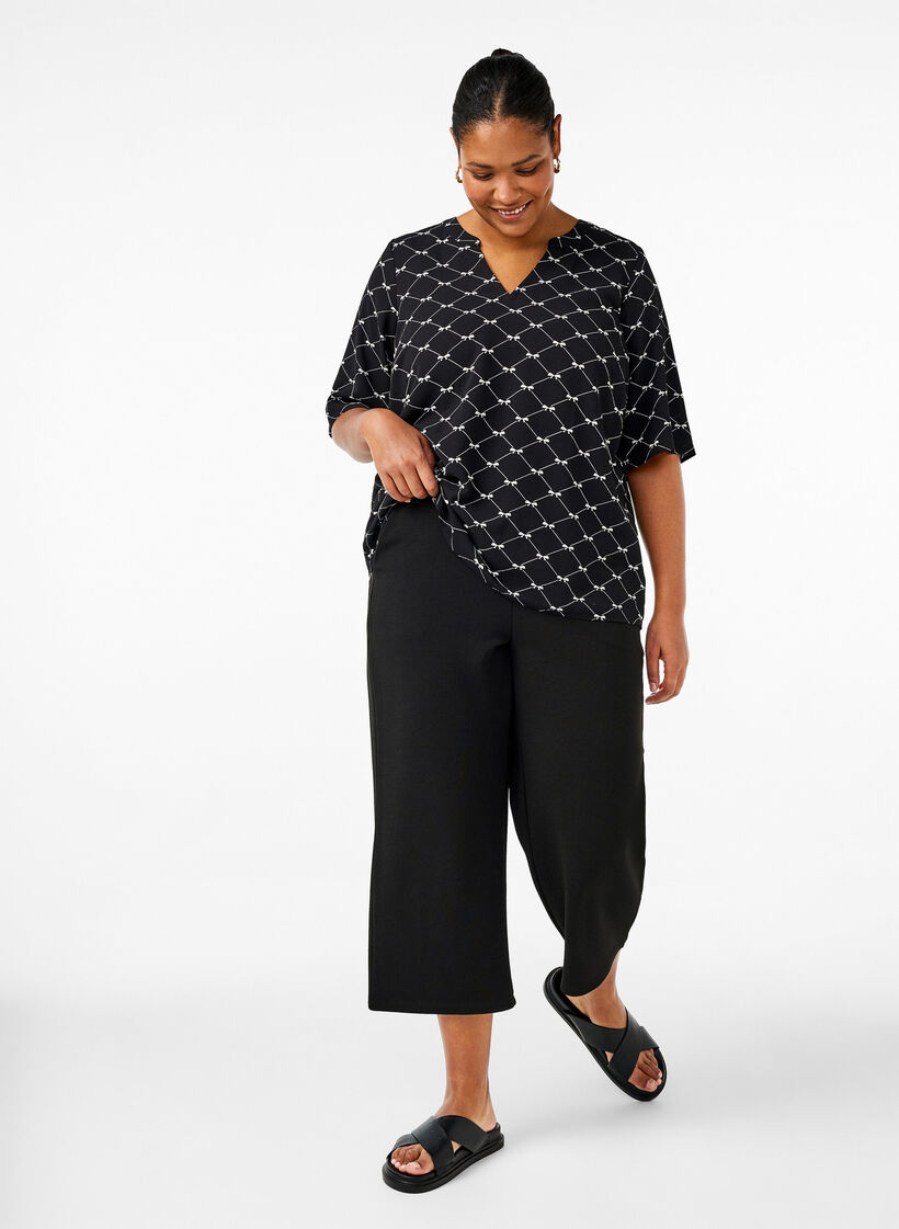 Bluse mit V-Ausschnitt und Schleifendruck, Black Bow AOP, Model image number 2