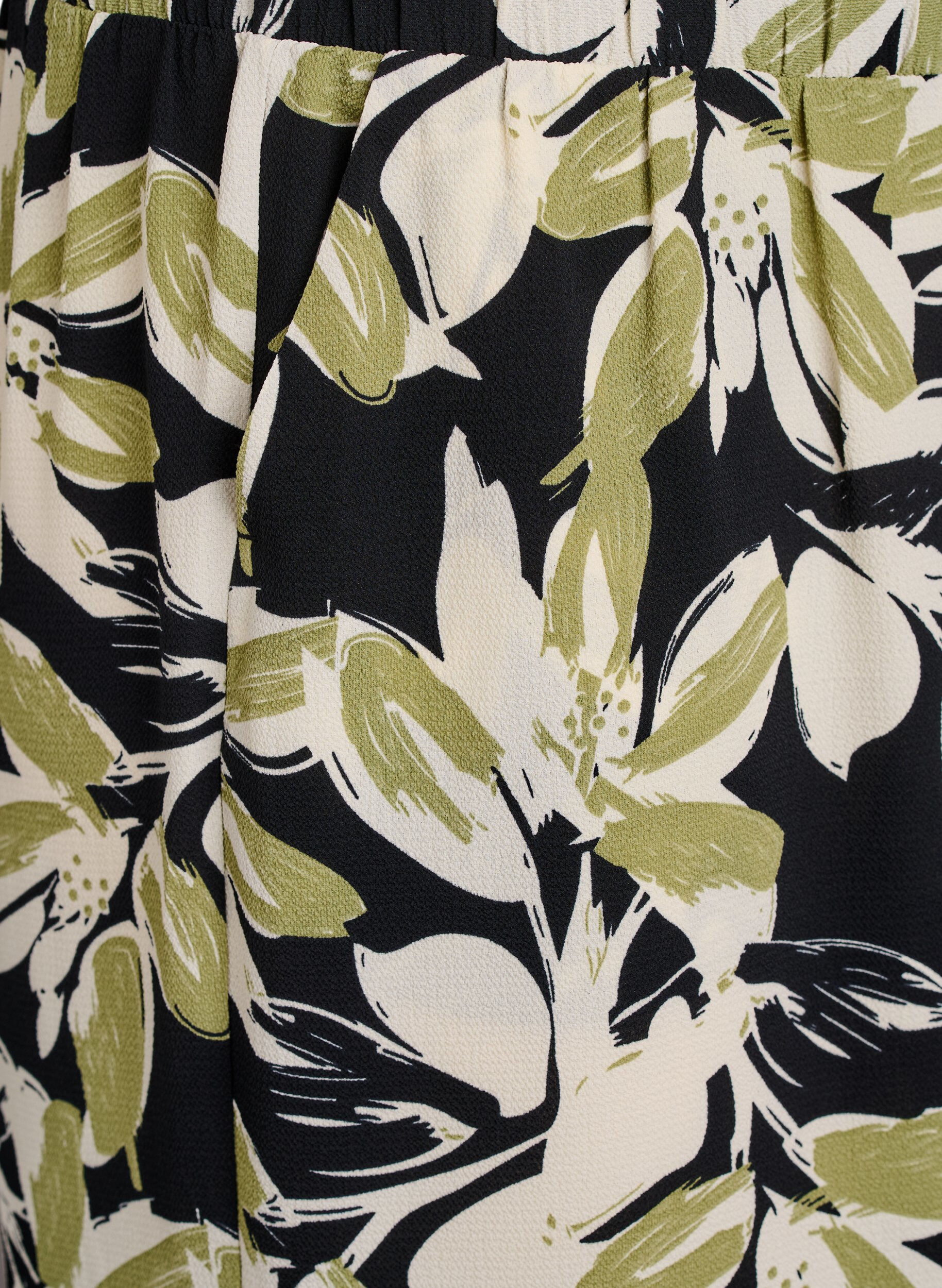 Zizzi Culotte-Hose mit Print, Schwarz, Packshot image number 2